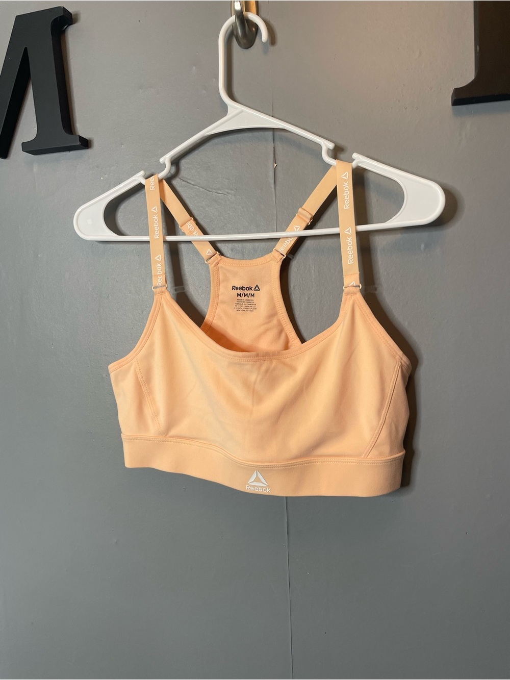 Reebok‎ Peach Racerback Sports Bralette - Medium Support size medium